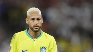 Médico da seleção explica ausência de Neymar em convocação