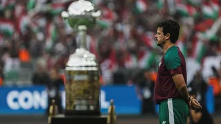 A bola não é ingênua. Fernando Diniz é campeão da Libertadores