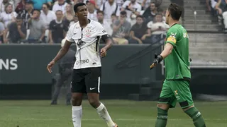 Árbitro de vídeo é bem-vindo, mas não como a CBF quer
