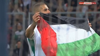 Atacante do Coritiba se torna maior artilheiro das Eliminatórias Africanas e exibe bandeira da Palestina