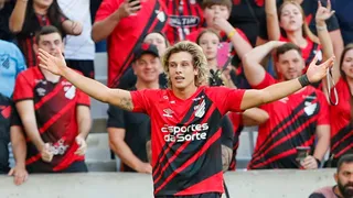 Personagem contra o Inter, Canobbio recebe elogios de Cuca, mas admite erro em expulsão