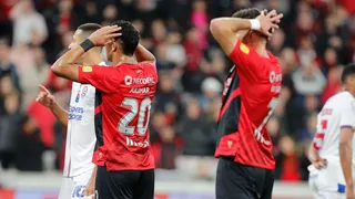 Athletico é dominado no primeiro tempo, perde para o Bahia e revolta torcida
