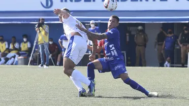 Paraná sofre com gramado e calor, decepciona como time e preocupa torcida