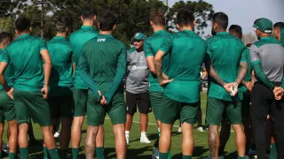 Coritiba tem todos os titulares à disposição contra o Fortaleza; Kaio César está suspenso