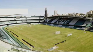 A eleição no Coritiba em momento dramático. E um apelo aos coxas-brancas