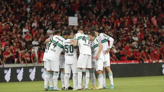 Novo técnico e saídas: Coritiba passa por reformulação para 2023