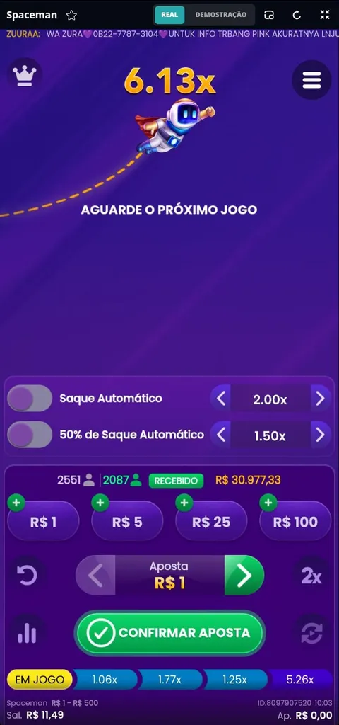 Astronauta voando no crash game Spaceman com multiplicador em 6.13x e aposta configurada a R$ 1