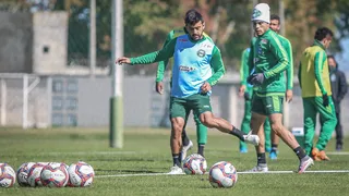 Robinho volta a treinar e Coritiba pode ganhar mais opções para a Série B