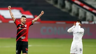 Um Furacão volta à Baixada: 4×2
