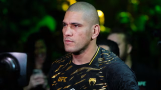 UFC 320: campeão aposta em derrota de Poatan para Ankalaev