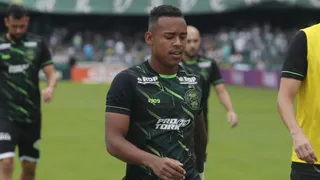 Com Igor Paixão, o Coritiba joga “completo” em Goiânia