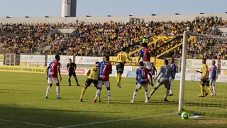 Felipe fecha o gol, se destaca e técnico elogia: “Goleiro de clube grande”