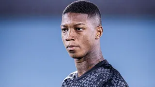 Atacante emprestado pelo Athletico “não dá retorno” e tem futuro em risco no Peñarol