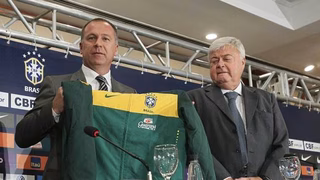 Nem se iluda, Mano