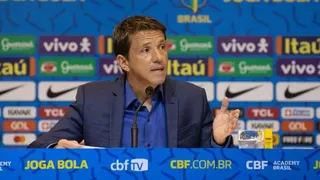 CBF decide demitir Juninho Paulista e procura novo diretor para a seleção