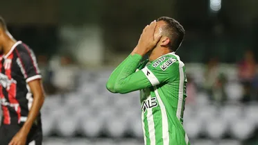 Contrastes da dupla Atletiba e decepções generalizadas no futebol brasileiro
