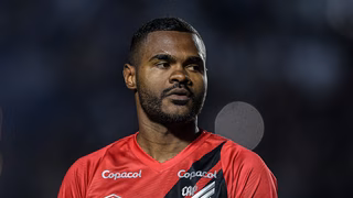 Dividido com as Copas, Athletico inicia sequência contra líderes do Brasileirão para retomar vitórias