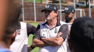 Mais um: Galo Maringá demite técnico após três rodadas do Paranaense