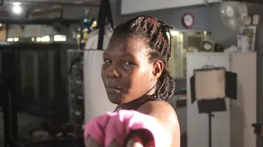 Ex-lutadora do UFC, brasileira aparece em situação de rua