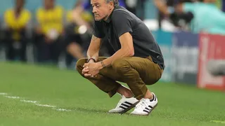 Novela Mbappé aborrece Luis Enrique, que cogita deixar o PSG