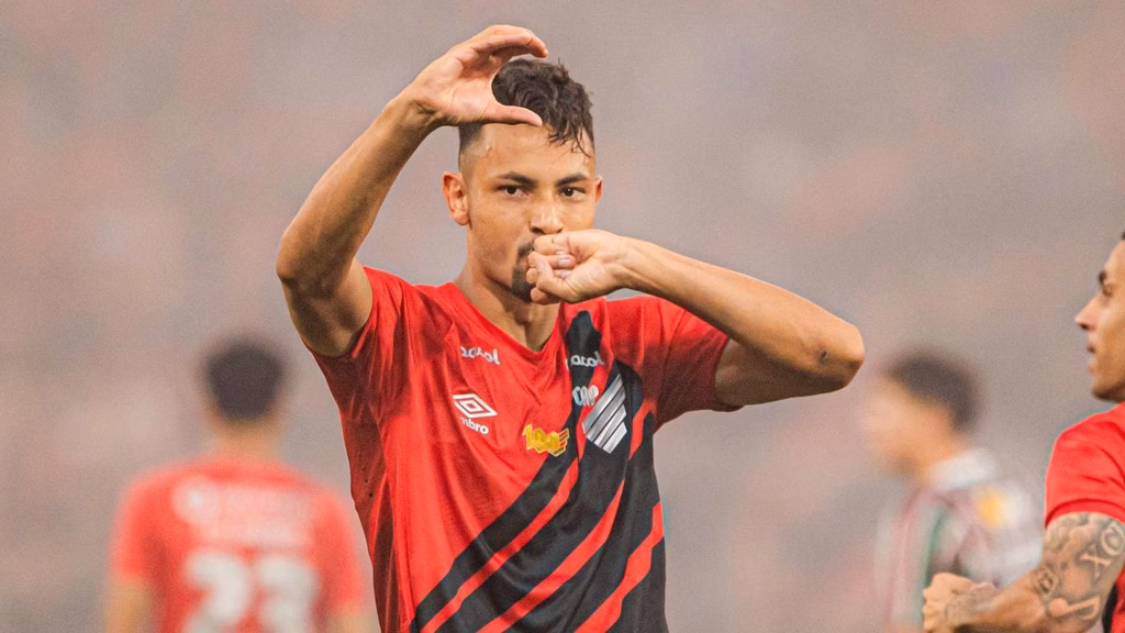 belezi-zagueiro-athletico-fluminense-brasileirao (2)