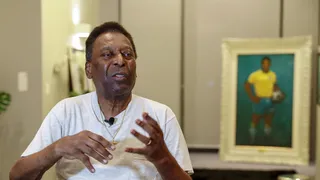 Pelé será homenageado pela CBF na rodada de abertura do Brasileirão e da Série B