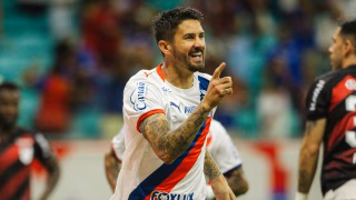 Athletico sofre com falta de elenco e perde para o Bahia em Salvador