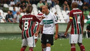 Obina é melhor que Eto´o. E Ariel, é melhor que Obina?