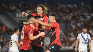 “El Paranaense”: Athletico usa os nove gringos em estreia na Sul-Americana