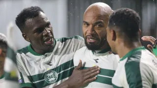 Coritiba x Palmeiras: CBF muda data de retorno do Coxa no Brasileirão