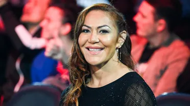 Cris Cyborg anuncia despedida do MMA e mira luta final no Brasil