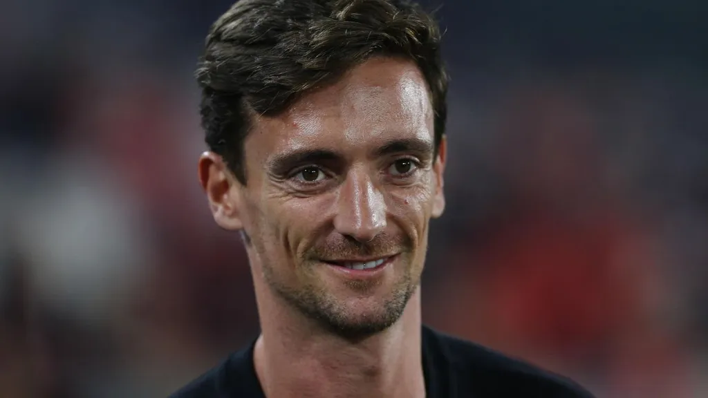 athletico jo&atilde;o correia t&eacute;cnico jorge jesus xabi alonso