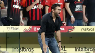 Athletico pagou caro por não ter estratégias. E foi goleado pelo Galo nas finais