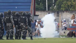 O futebol usado como válvula de escape por delinquentes