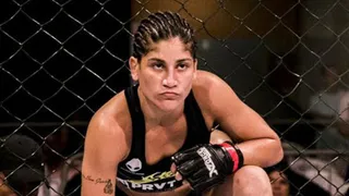 Ex-namorada acusa lutadora do UFC de violência doméstica e uso de drogas