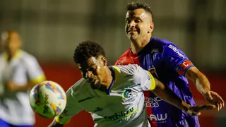 Tcheco revela choro de Eltinho após superar lesões para reestrear pelo Paraná