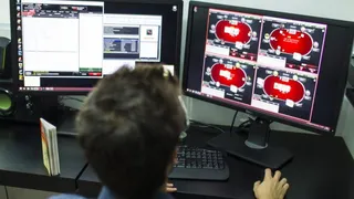 Entenda por que o poker profissional é solitário