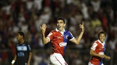 Aírton Cordeiro e Luiz A. Xavier comentam a liderança paranista