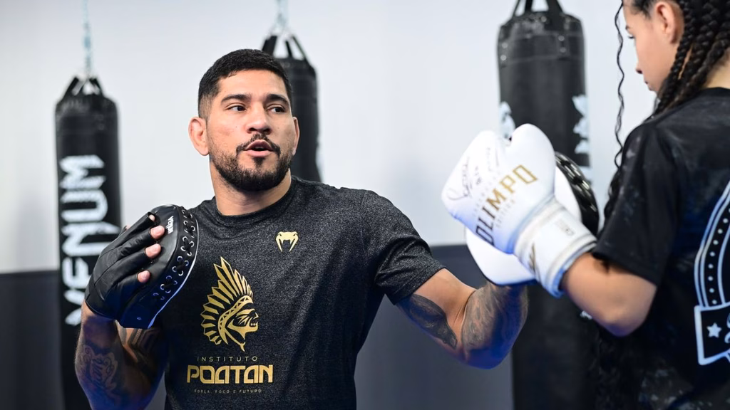 Alex Poatan, ex-campeão do UFC. Foto: Divulgação/Instituto Poatan