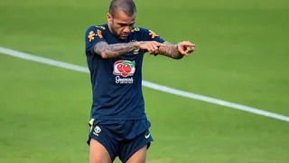 Tatuagem descrita por mulher fez Daniel Alves admitir que houve relação sexual