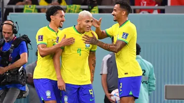 Titular da seleção é afastado de clube europeu e detona polêmica: “Cabo de guerra”