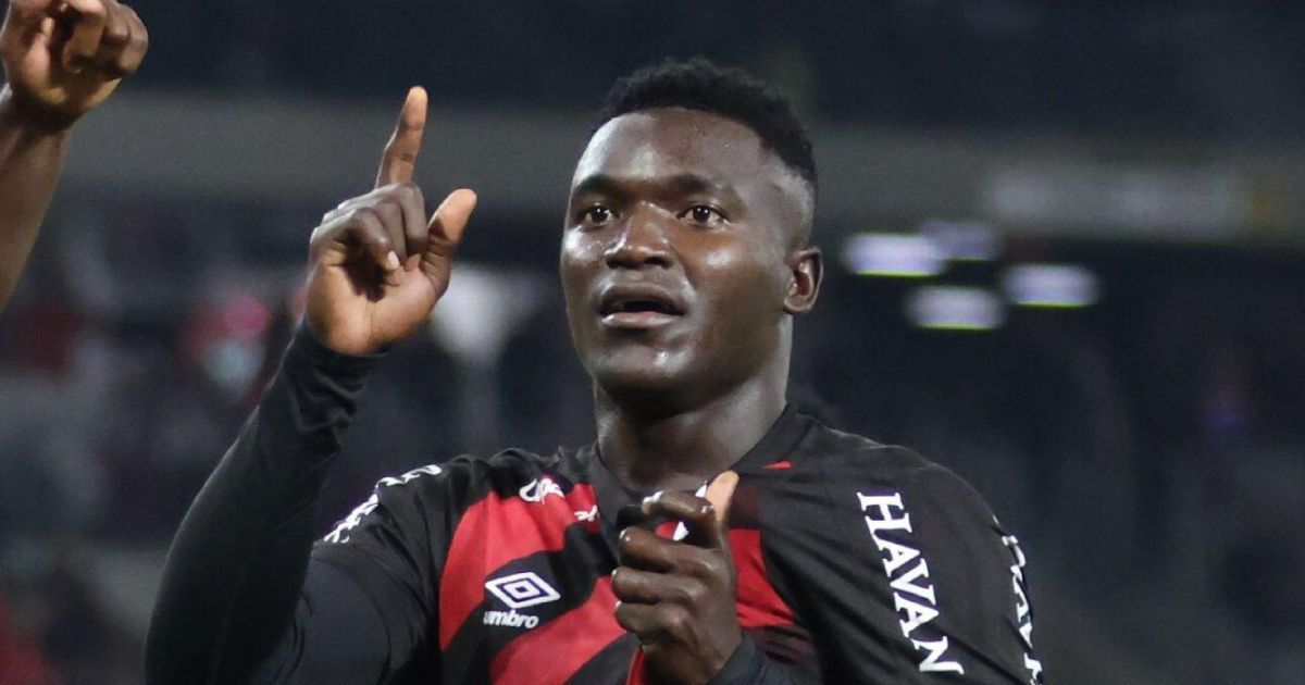 “Mais um na conta”: Viveros mira disputa pela artilharia do Brasileirão com Pedro, do Flamengo