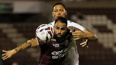 Coritiba tem “apagão” no segundo tempo e desperdiça chance de liderar a Série B