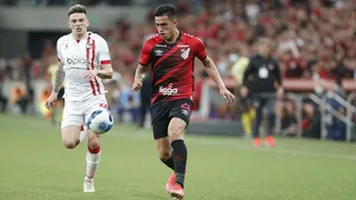 “El Paranaense” precisará estar vivo para buscar vaga diante do Estudiantes na Argentina