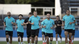 Com grupo completo, seleção treina de olho na final contra a Espanha