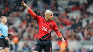 Vice-artilheiro do Brasileirão, Vitor Roque entra na seleção do Cartola do primeiro turno