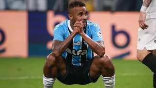 Ex-Athletico e Paraná ‘some’ e completa cinco meses sem jogar