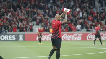 Maior zagueiro da história? Thiago Heleno completa 300 jogos pelo Athletico