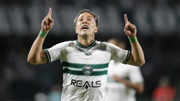 Matheus Frizzo marca “gol que Pelé não fez” pelo Coritiba; veja o vídeo