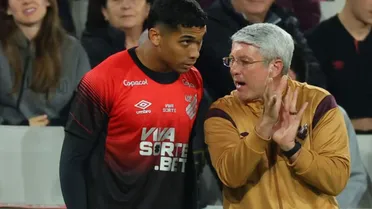 Athletico tem novidades na escalação para surpreender o Corinthians